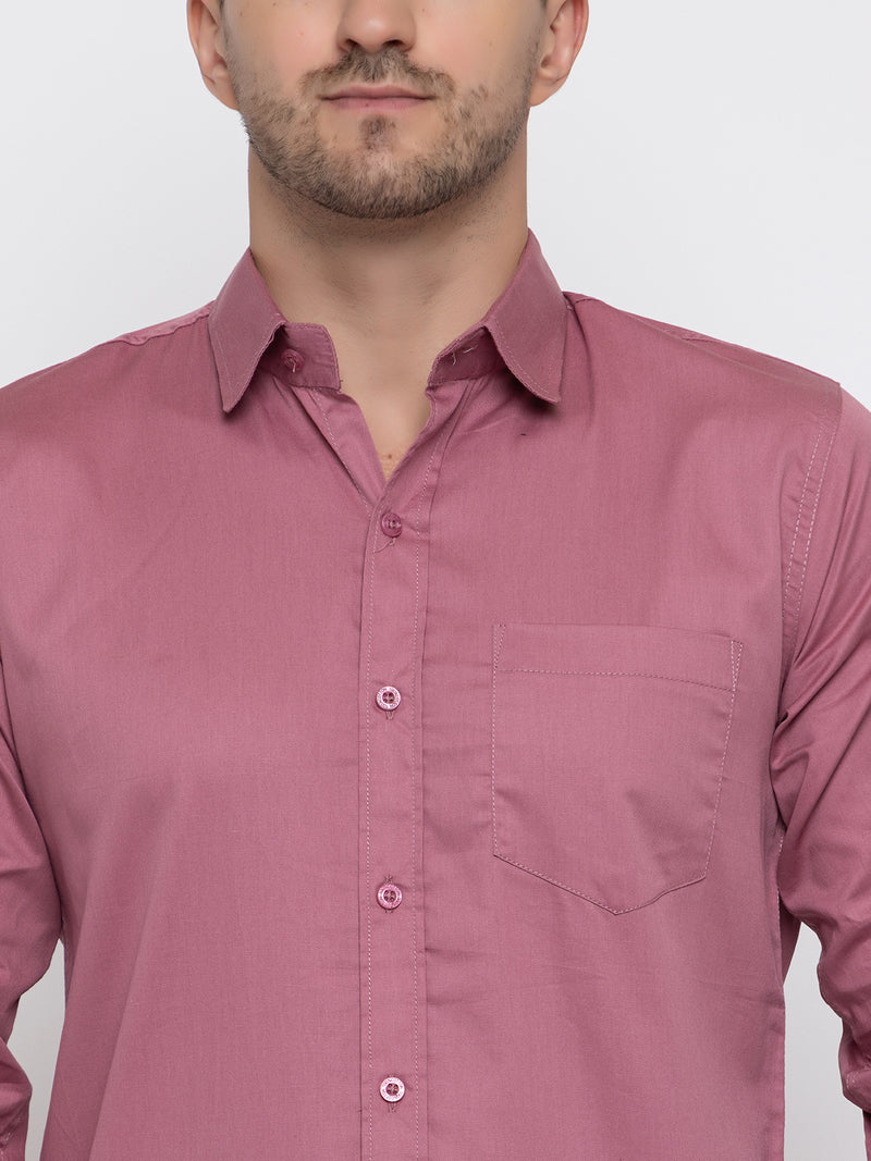 Men Regular Fit Solid Spread Collar Casual Shirt