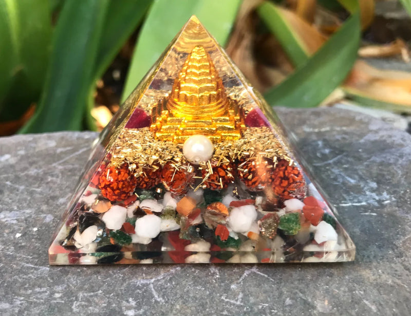 Sri Yantra Chakra Crystal Orgone Pyramid with Copper Quartz Radiation